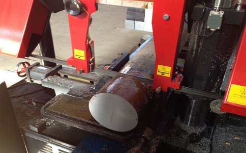 余干卧式带锯床加工时出现明显振荡如何排查？